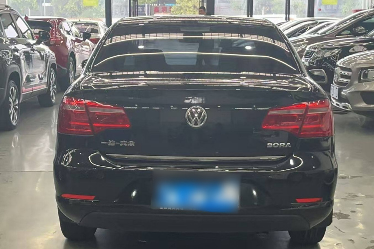 大众 宝来 2014款 1.6L 自动时尚型车身外观6004