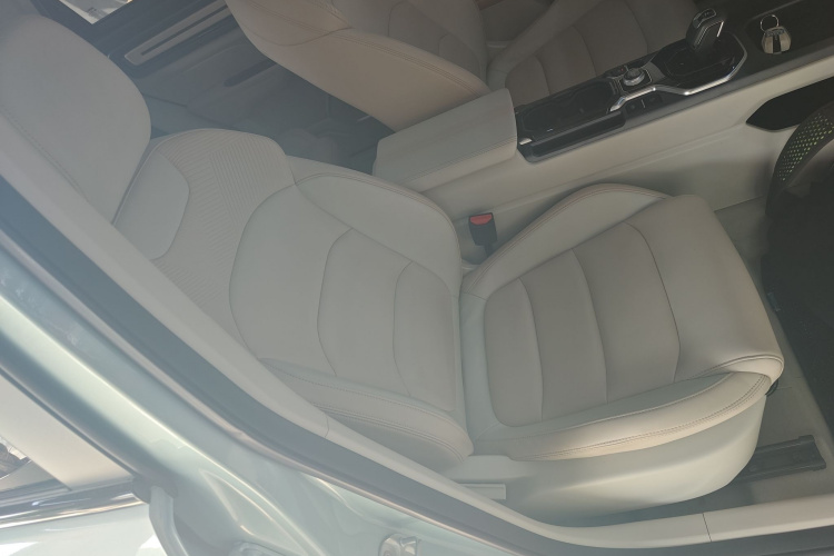 吉利汽车 吉利icon 2023款 1.5TD 巧克力醇巧版局部细节41