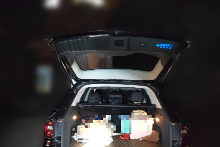 红旗HS7 2021款 2.0T DCT两驱智联旗畅版中控内饰23