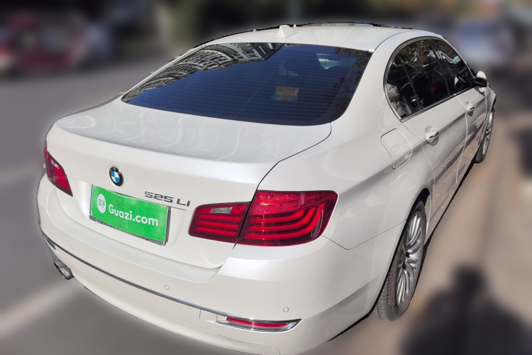 宝马5系 2017款 525Li 豪华设计套装车身外观6005