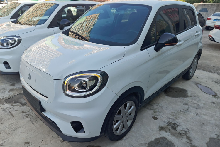 零跑汽车 零跑T03 2022款 玛瑙版车身外观1