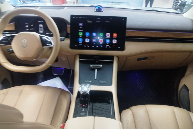 鸿蒙智行 问界M7 2024款 1.5T 智驾四驱Ultra版 6座局部细节16