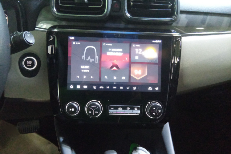 领克02 2022款 1.5TD DCT耀Pro局部细节16