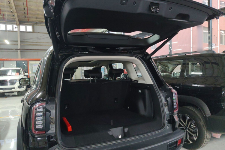 哈弗大狗 2024款 1.5T DCT边牧版机舱底盘23