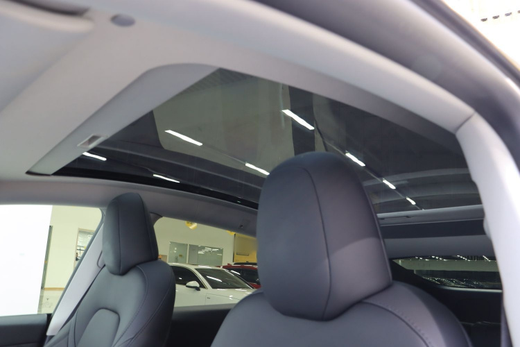 特斯拉 Model Y 2022款 改款 长续航全轮驱动版局部细节22