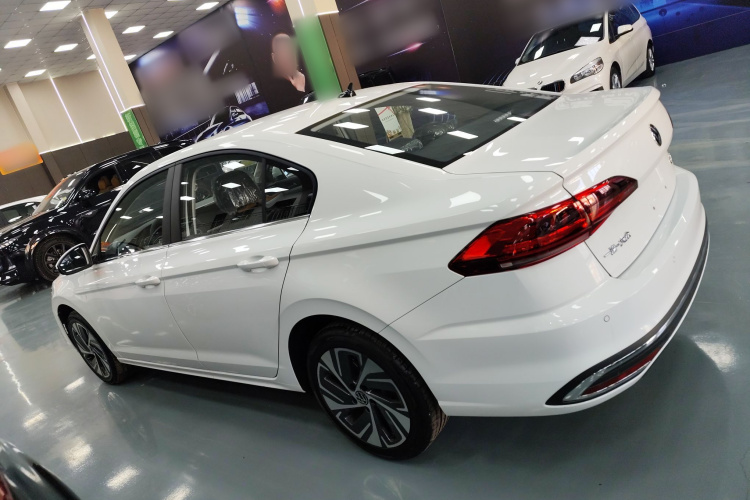 大众 宝来 2025款 改款 200TSI DSG悦行PRO版车身外观4