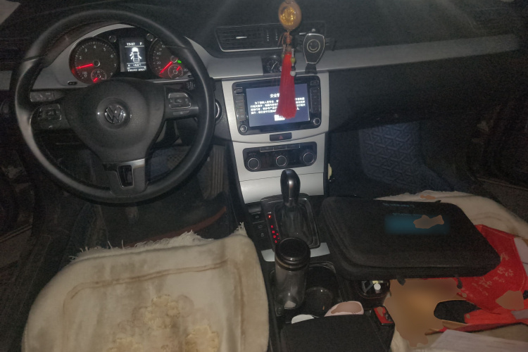 大众 迈腾 2013款 1.8TSI 领先型中控内饰12