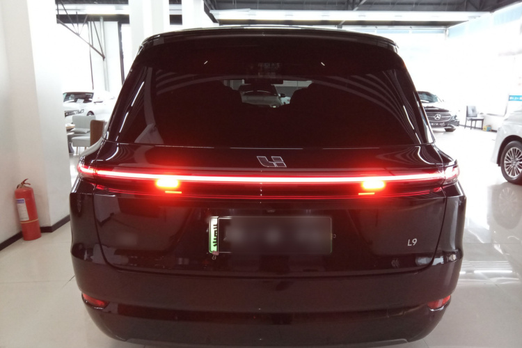 理想汽车 理想L9 2023款 Pro车身外观6