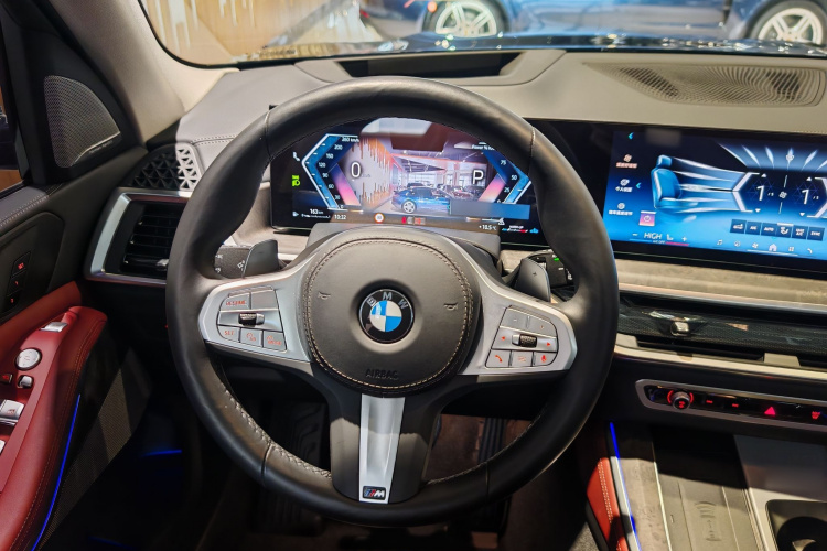 宝马X5 2023款 xDrive 30Li 尊享型M运动曜夜套装局部细节13