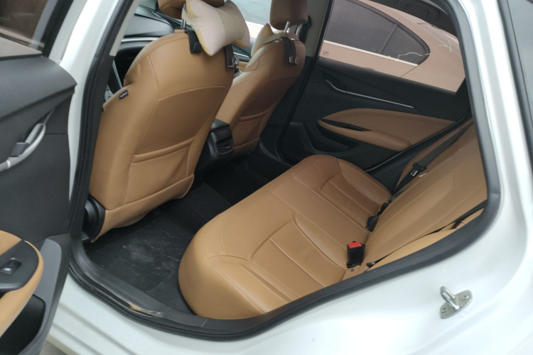 别克 英朗 2019款 18T 自动互联旗舰型 国VI中控内饰7004