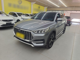 比亚迪 宋PLUS 2020款 1.5T 自动旗舰型