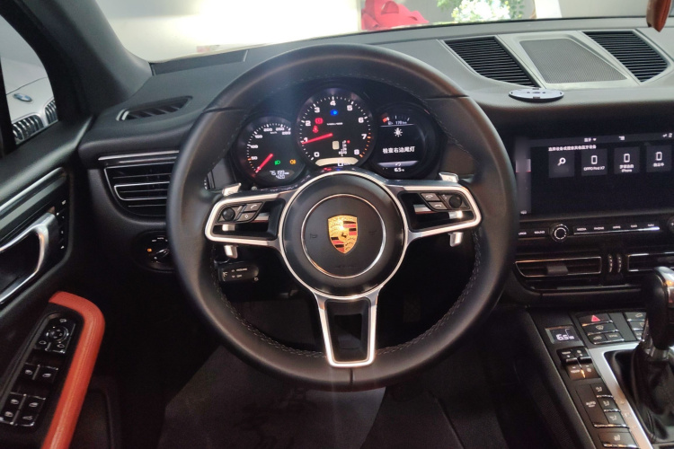 保时捷 2018款 Macan 2.0T中控内饰13