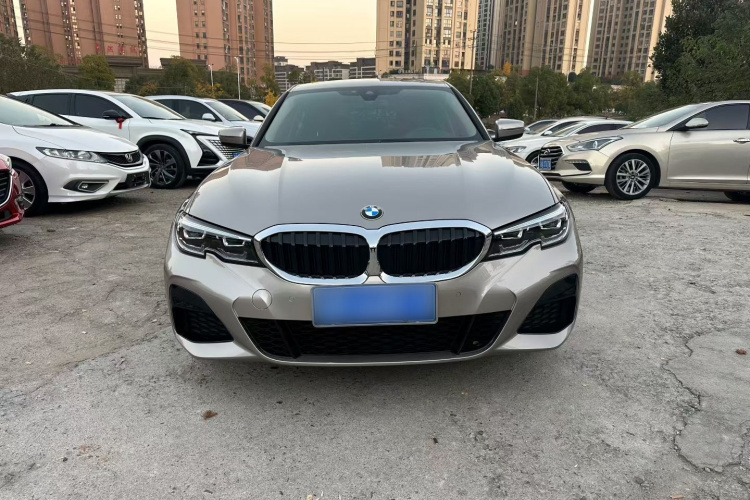 宝马3系 2022款 改款 325Li M运动套装车身外观6003