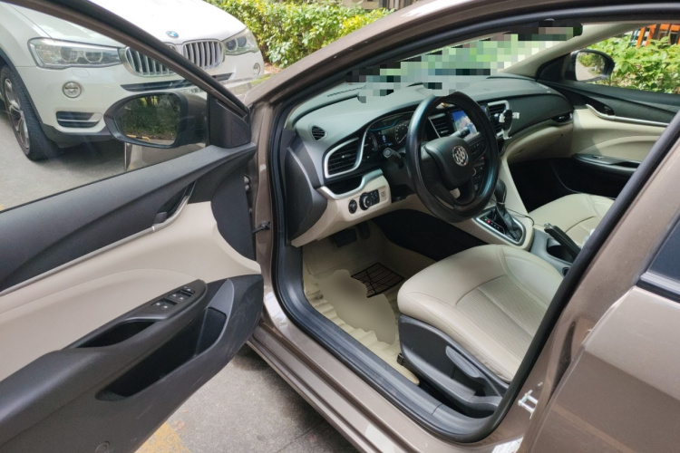 别克 英朗 2016款 15N 自动精英型中控内饰20