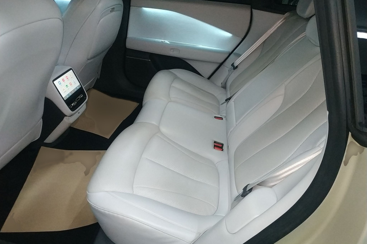 小鹏P7+ 2024款 长续航 Max中控内饰7002