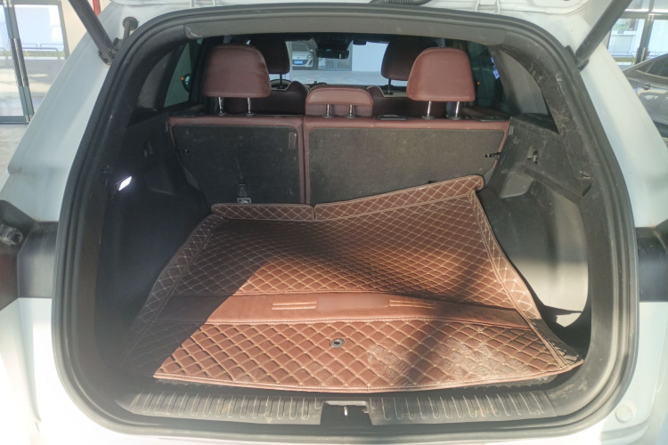 吉利汽车 星越L 2021款 2.0TD DCT EVO两驱尊贵型局部细节23