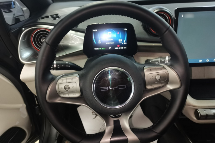 比亚迪 海豚 2021款 405km 时尚版局部细节13