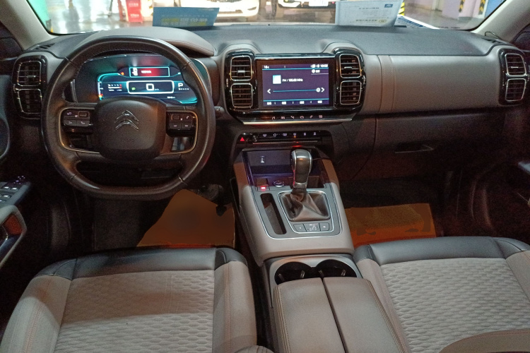 雪铁龙 天逸 C5 AIRCROSS 2017款 350THP 时尚型中控内饰12