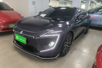 阿维塔12 2023款 650 三激光四驱性能版