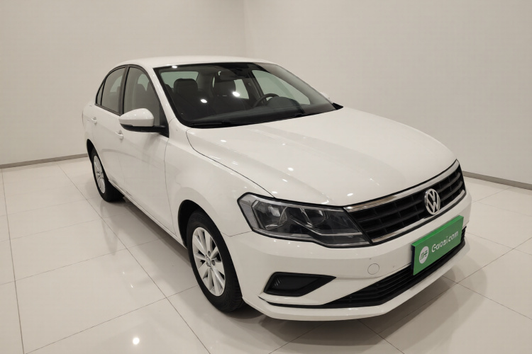 大众 捷达 2017款 1.4L 手动时尚型车身外观3