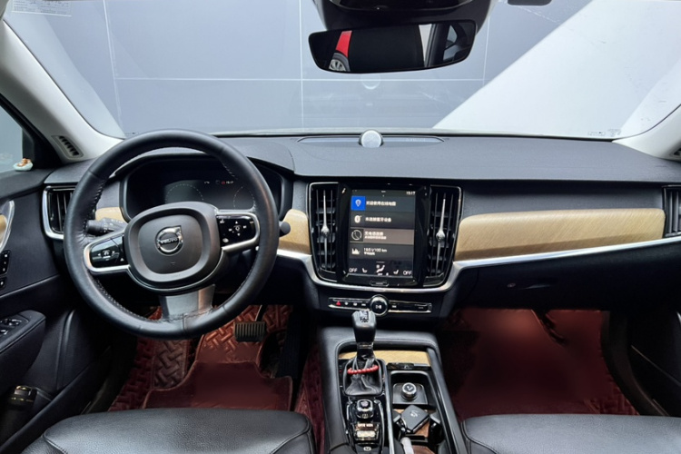 沃尔沃S90 2020款 T5 智逸豪华版中控内饰7001