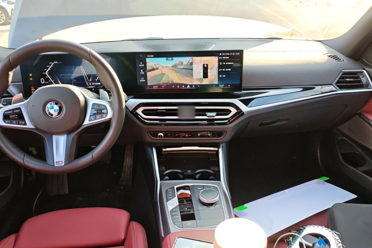 宝马3系 2024款 325i M运动曜夜套装中控内饰12