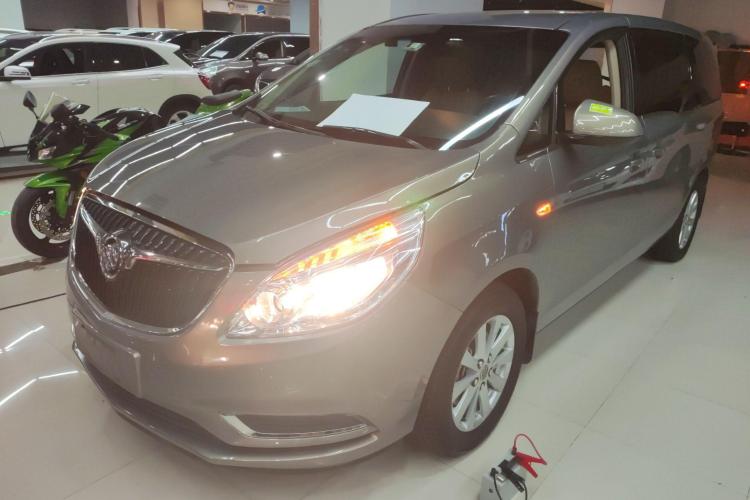 别克GL8 2017款 25S 舒适型 国V车身外观1