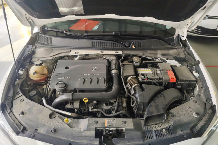 别克 威朗 2023款 Pro 乐享版机舱底盘24