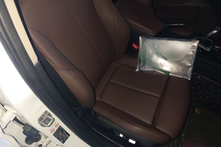 宝马3系 2018款 320Li 时尚型局部细节41