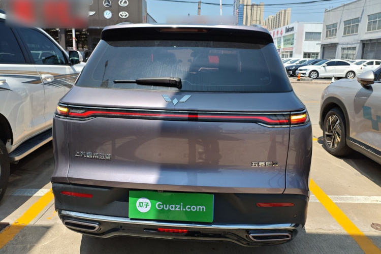 五菱汽车 五菱星云 2023款 2.0L DHT 旗舰版车身外观6