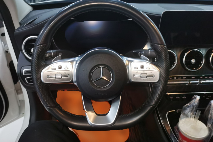 奔驰C级 2021款 C 260 L 运动版局部细节13