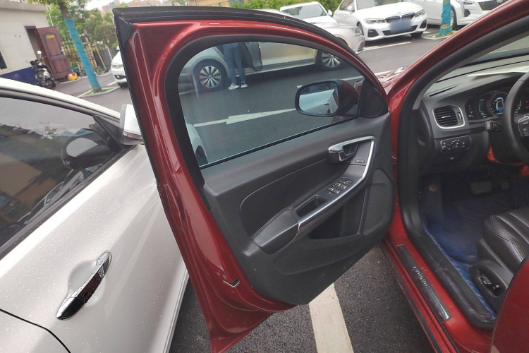 沃尔沃S60 2016款 S60L T5 智驭版中控内饰7007