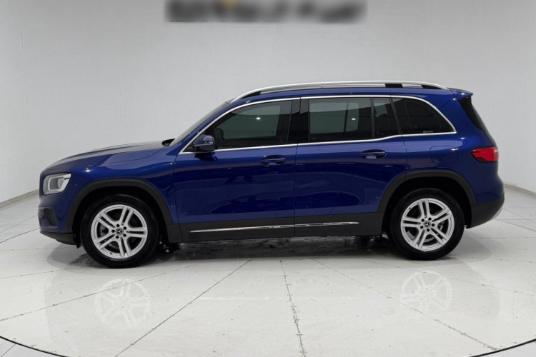 奔驰GLB 2020款 GLB 180 时尚型车身外观6003