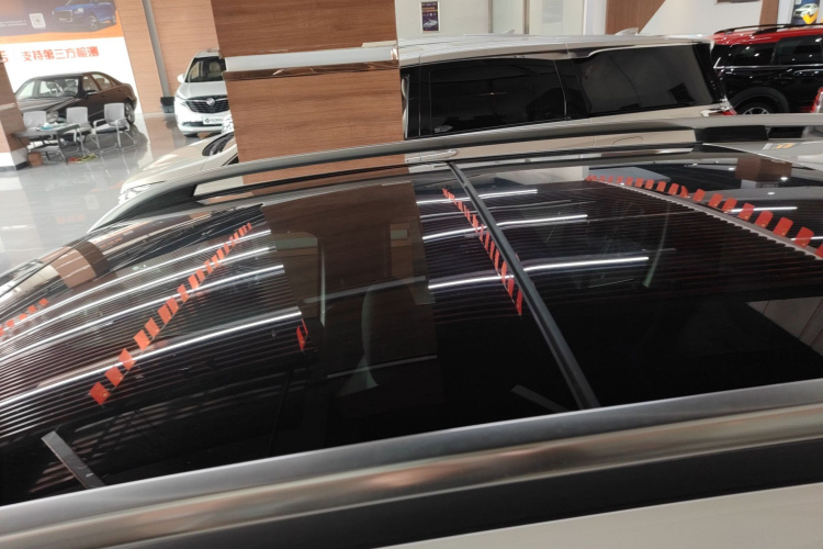 奔驰GLB 2024款 GLB 200 动感型局部细节57