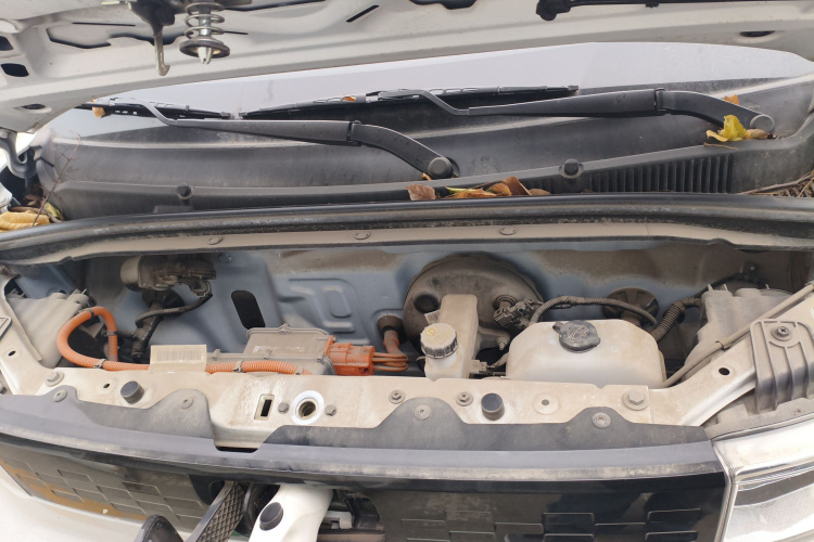 五菱汽车 宏光MINIEV 2022款 轻松款 三元锂机舱底盘24