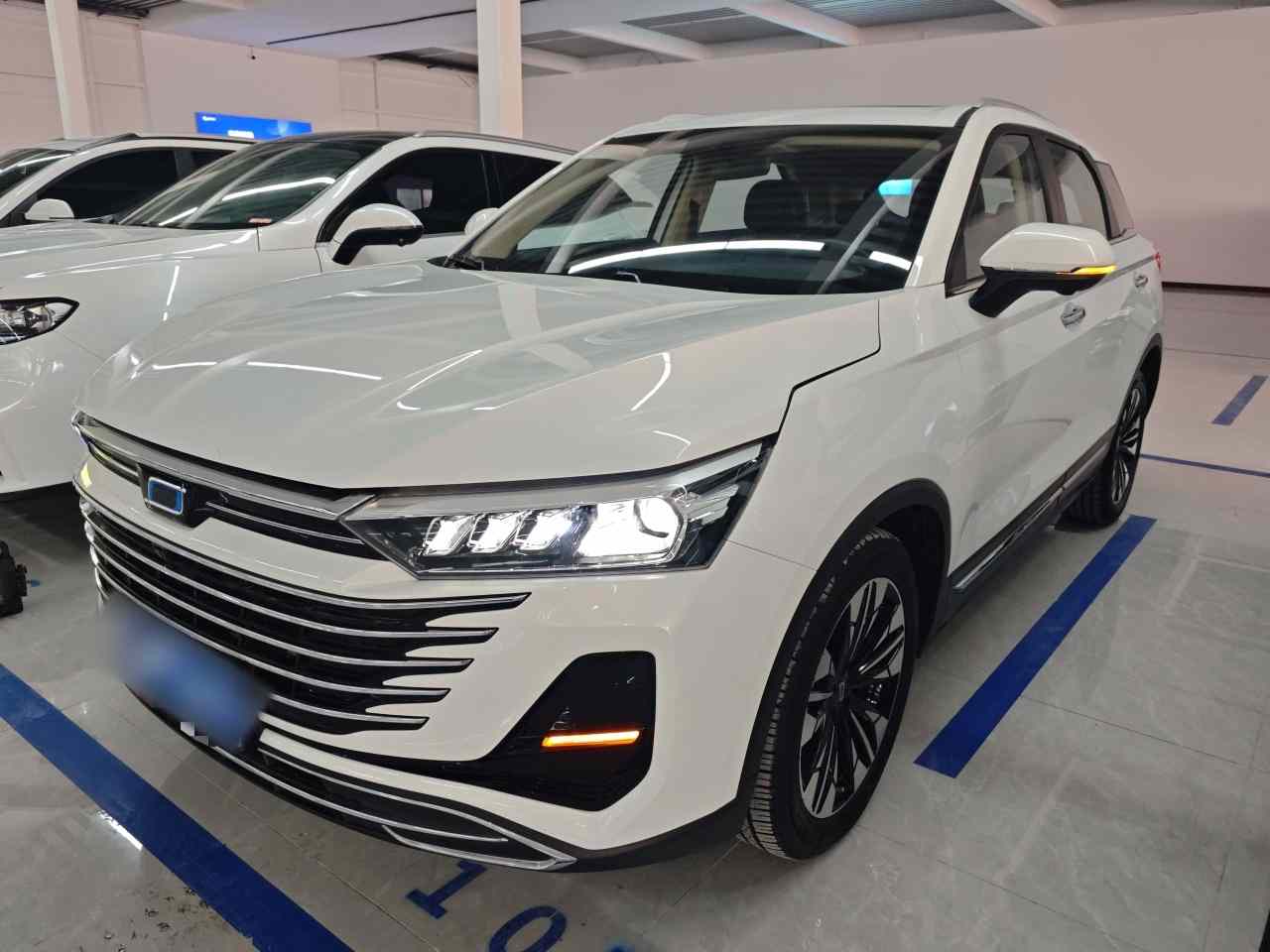 奔腾T77 2023款 1.5T 自动豪华型(1)
