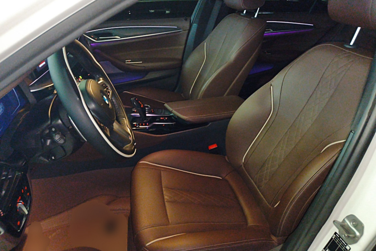 宝马5系 2022款 改款 530Li xDrive M运动套装局部细节19