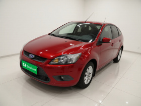 福特 福克斯 2013款 两厢经典 1.8L 手动基本型