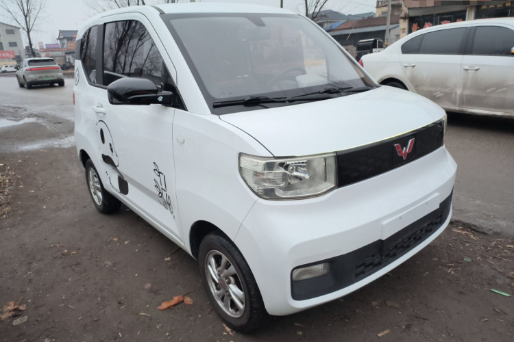 五菱汽车 宏光MINIEV 2020款 自在款 磷酸铁锂车身外观3