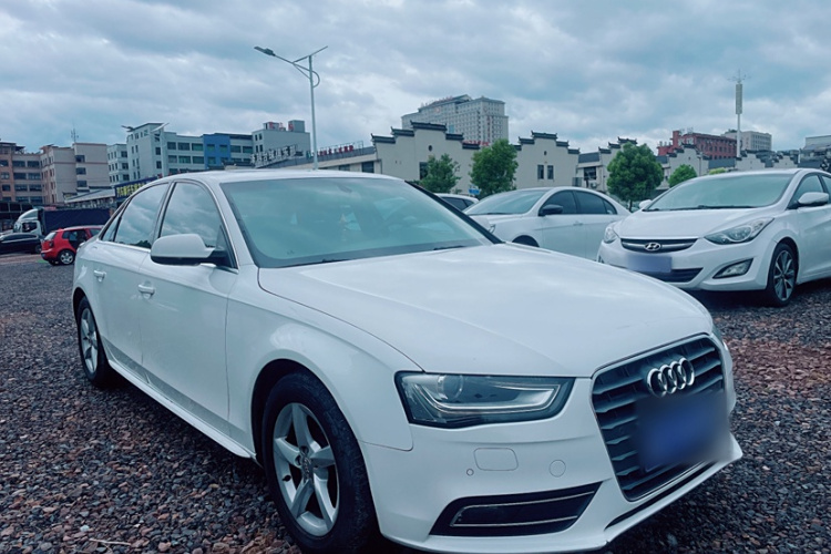 奥迪A4L 2013款 35 TFSI 自动标准型车身外观6002