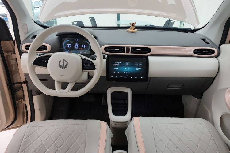 零跑汽车 零跑T03 2023款 403轻享版中控内饰12