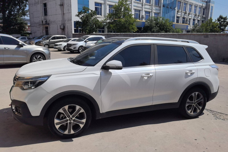 起亚 智跑 2019款 2.0L 自动智享豪华版车身外观6003