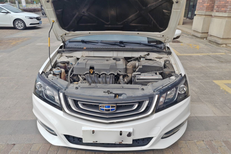 吉利汽车 帝豪 2017款 三厢百万款 1.5L CVT向上版机舱底盘24