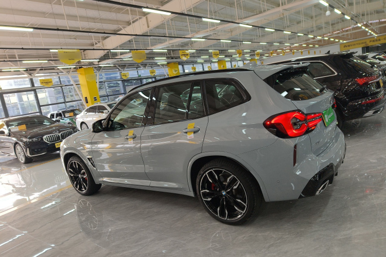 宝马X3(进口) 2022款 M40i车身外观4