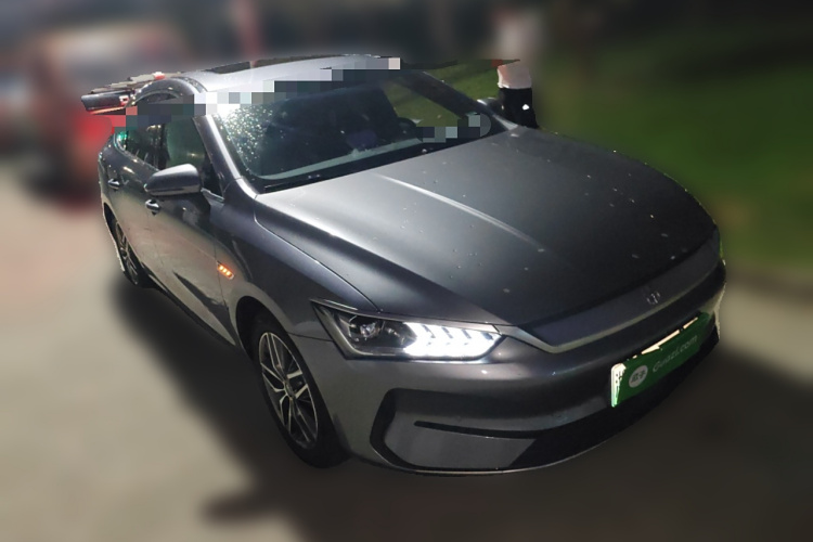 比亚迪 秦PLUS 2021款 EV 500KM 尊贵型车身外观3