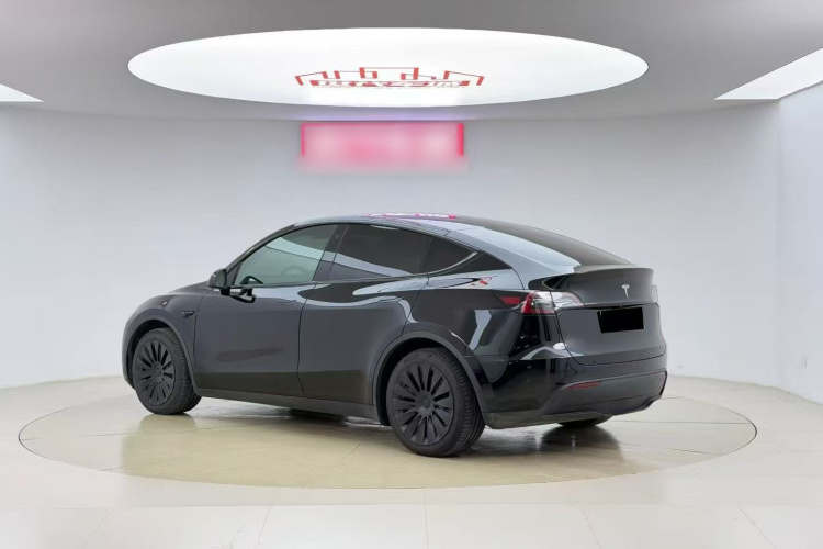 特斯拉 Model Y 2022款 改款 后轮驱动版车身外观6006