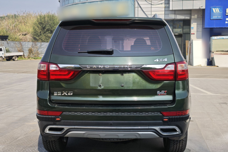 陆风X8 2017款 2.0T 汽油4X4豪华型车身外观6006