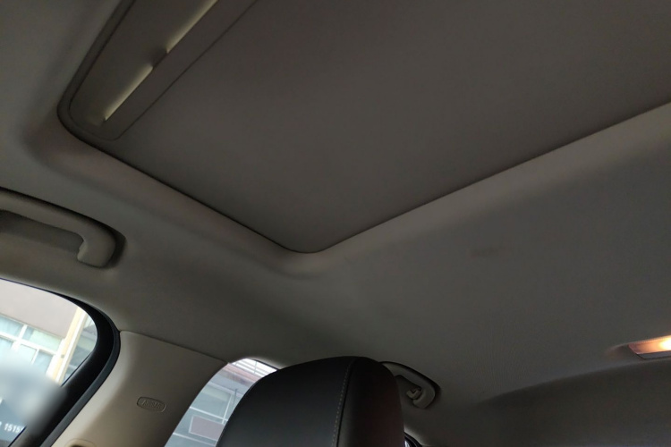 别克 威朗 2019款 三厢 20T 双离合领先型中控内饰22