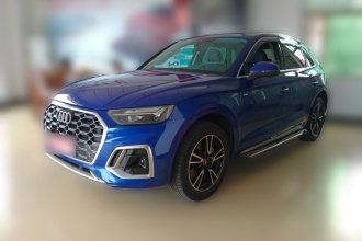 奥迪Q5L 2021款 40 TFSI 时尚动感型