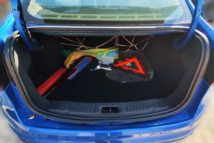 福特 嘉年华 2013款 三厢 1.5L 自动时尚型中控内饰23